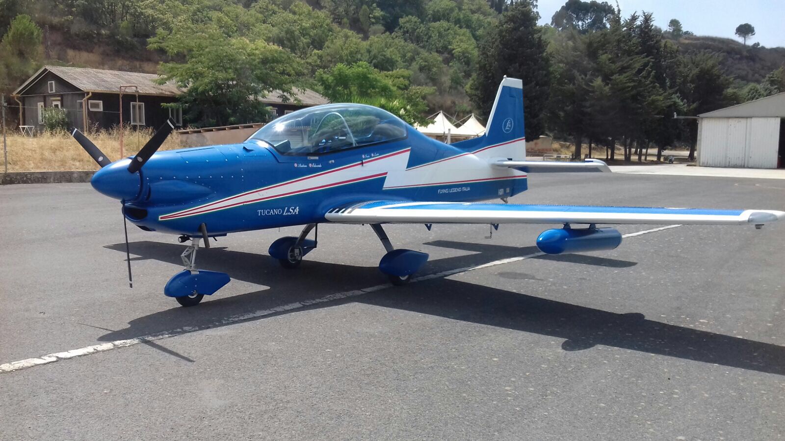 Avião ultraleve experimental - TUCANO-R - Flying Legend - de 2